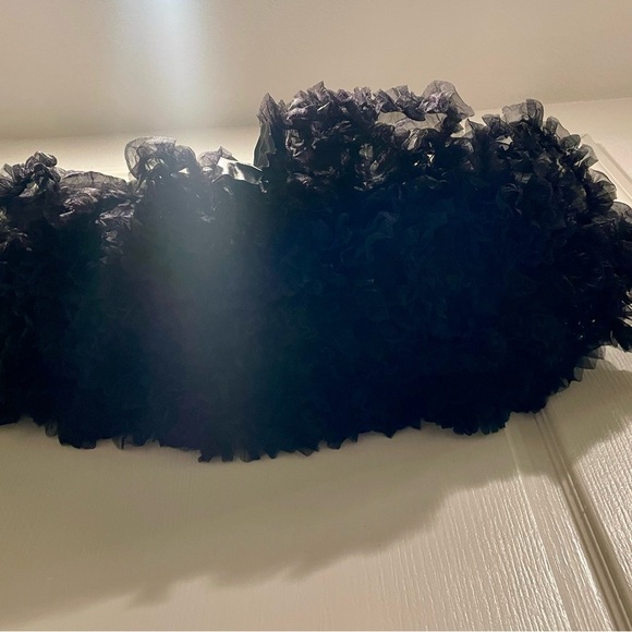 Black petticoat puffy - Picture 2 of 7